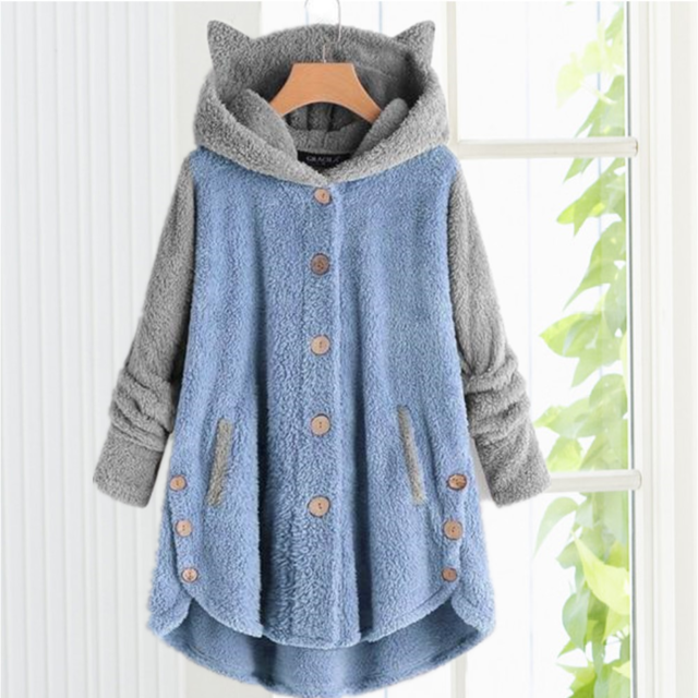 Zoë | Trendy cape met leuke kattenoortjes